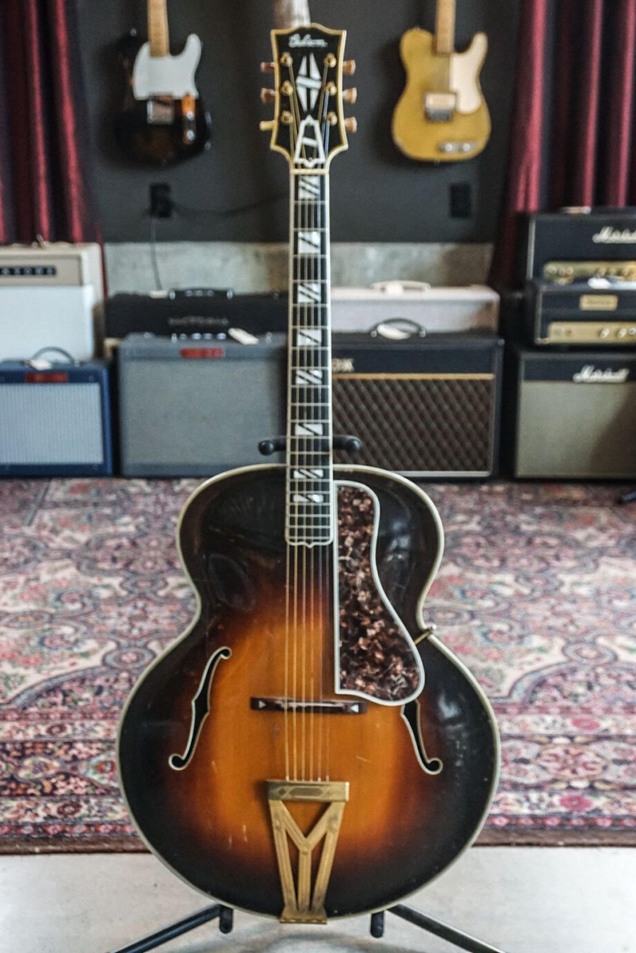 1935 Gibson Super 400