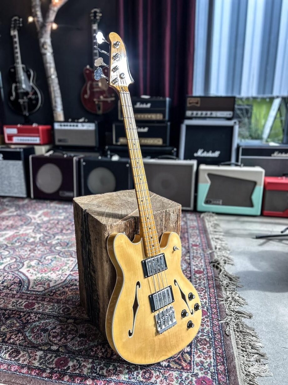 2014 Fender Modern Player Starcaster Bass